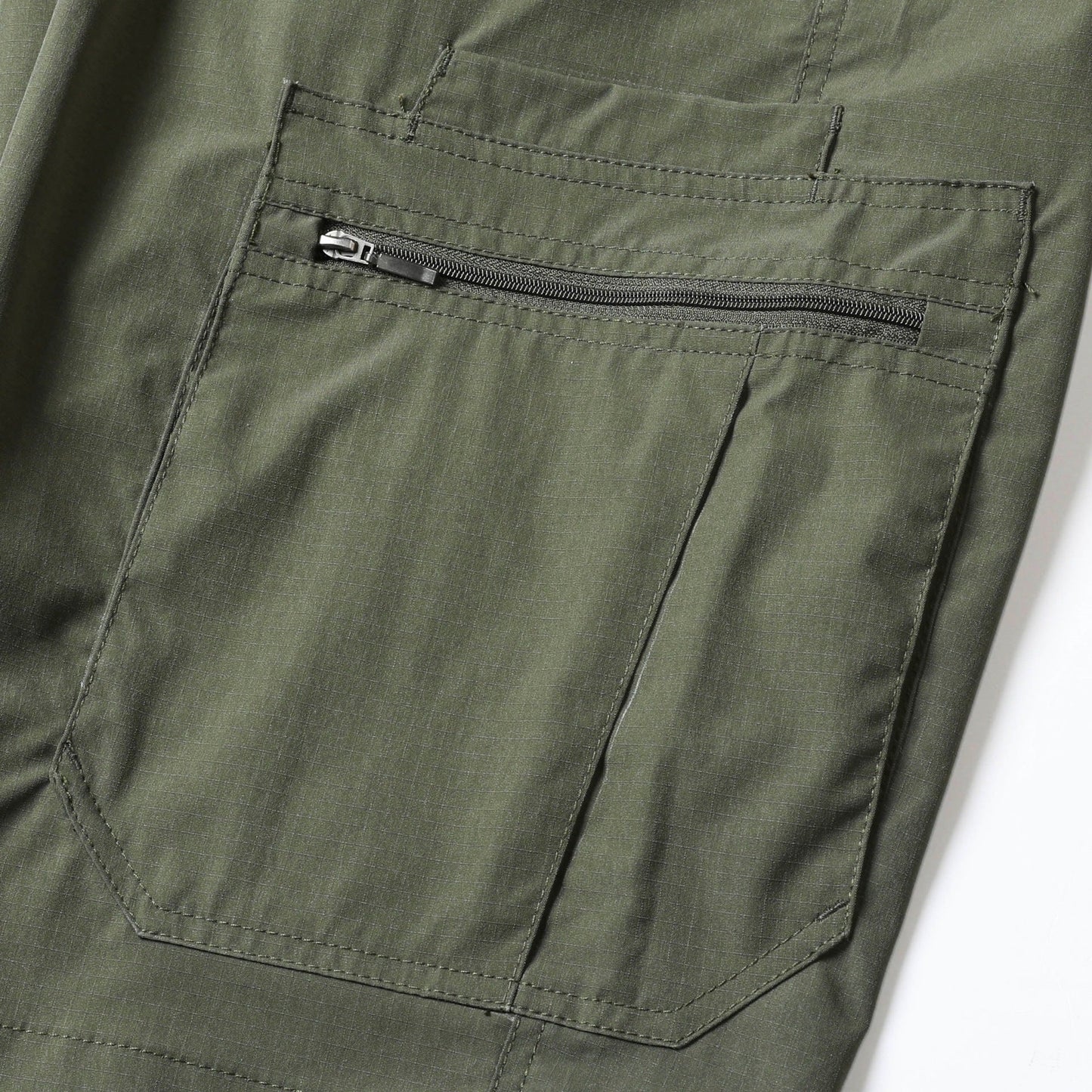 Men's Multi-Pocket Cargo Shorts — Built Durable, Designed for Adventure