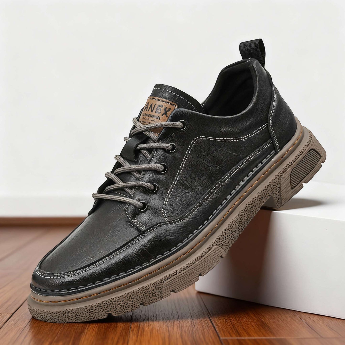 Weston Ridge™ Leather Sneakers